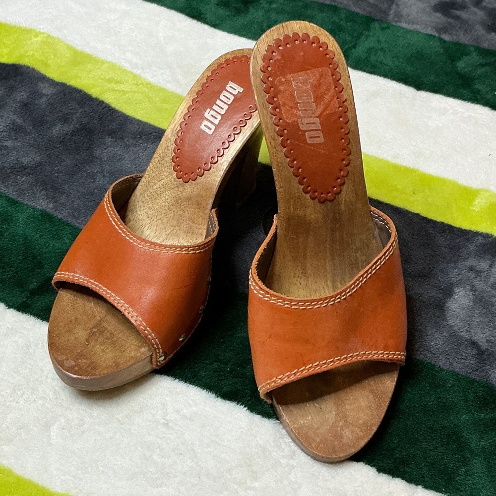 BONGO Women's Orange Leather Mules Size 7
